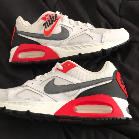 Nike Air max ivo main image 7